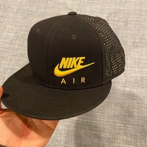 Nike True Air Snapback Hat Black Yellow Flat Brim Cap OSFM Skateboarding